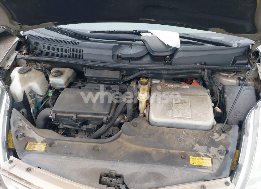 Photo 10 of 2005 Toyota Prius (VIN JTDKB20U953074315)