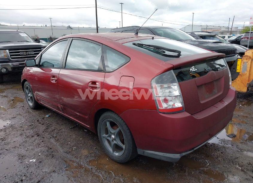 Photo 3 of 2005 Toyota Prius (VIN JTDKB20U957023731)