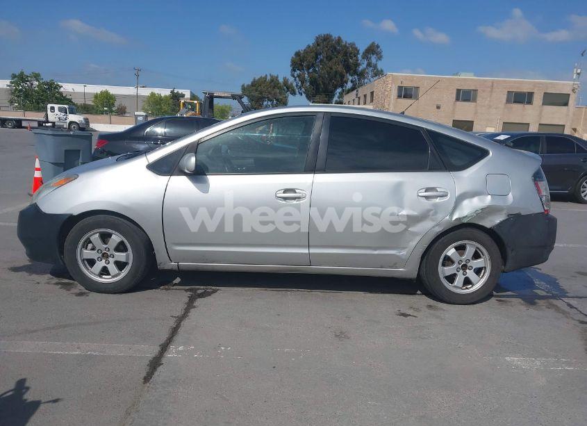 Photo 14 of 2005 Toyota Prius (VIN JTDKB20U957032171)