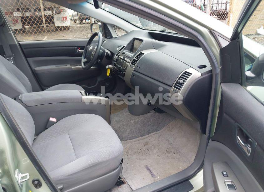 Photo 5 of 2006 Toyota Prius (VIN JTDKB20U963143831)