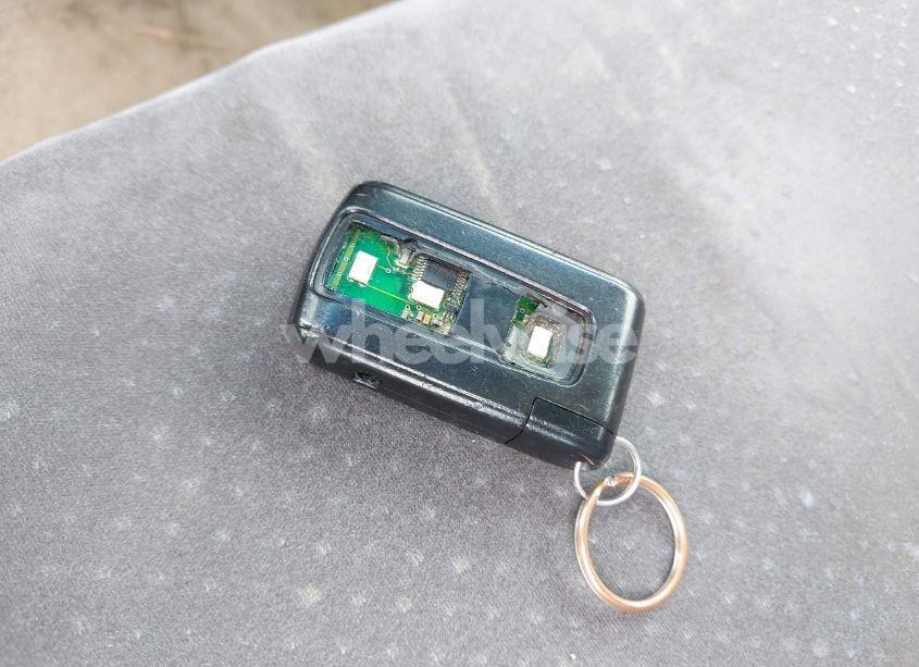 Photo 11 of 2006 Toyota Prius (VIN JTDKB20U967074471)