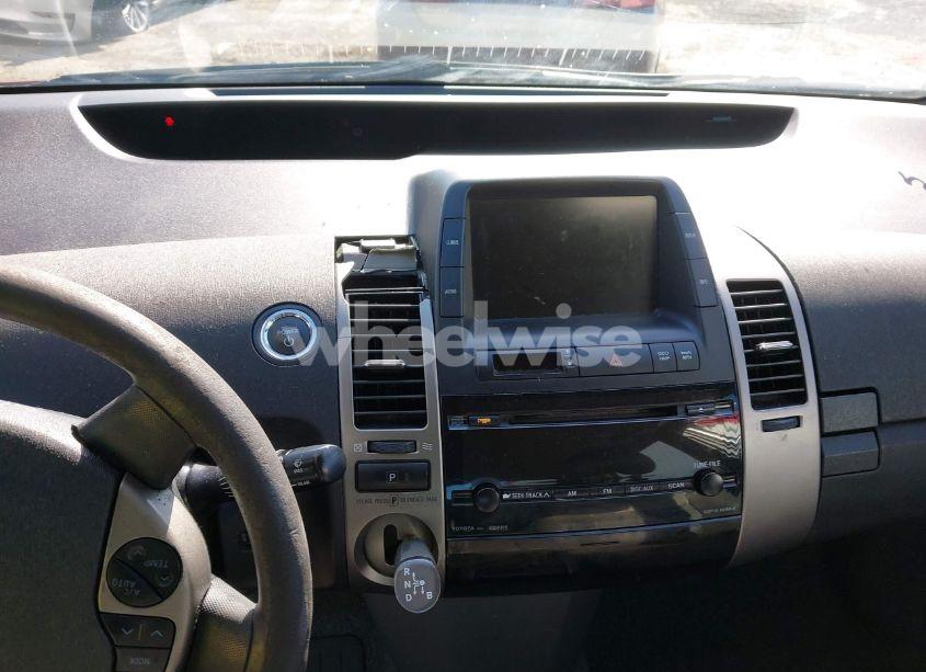 Photo 6 of 2007 Toyota Prius (VIN JTDKB20U977661576)