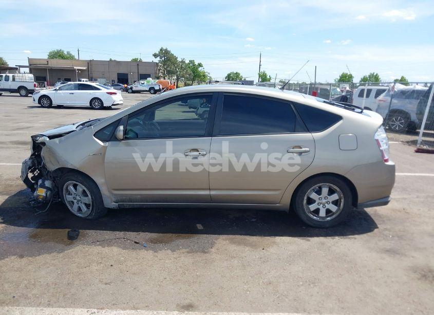 Photo 14 of 2008 Toyota Prius BASE (CVT-E) (VIN JTDKB20U987713645)