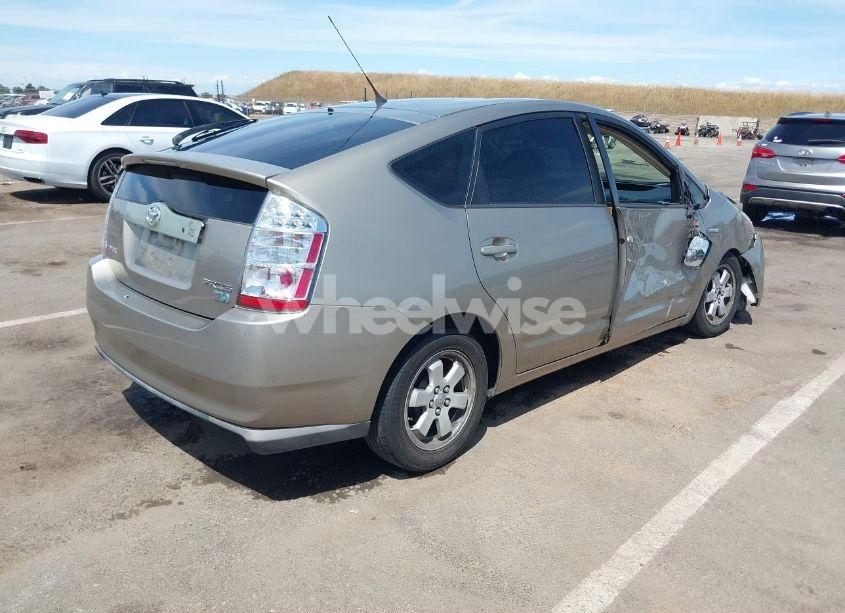 Photo 4 of 2008 Toyota Prius BASE (CVT-E) (VIN JTDKB20U987713645)