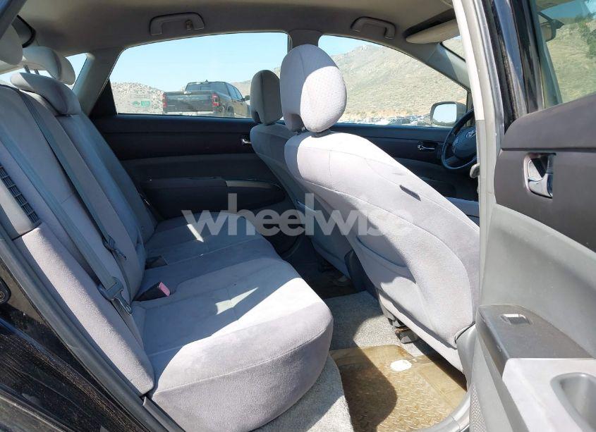 Photo 8 of 2004 Toyota Prius (VIN JTDKB20UX40031909)