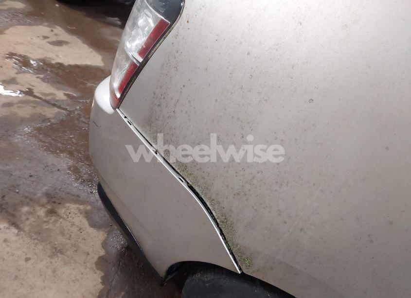 Photo 12 of 2005 Toyota Prius (VIN JTDKB20UX53019937)