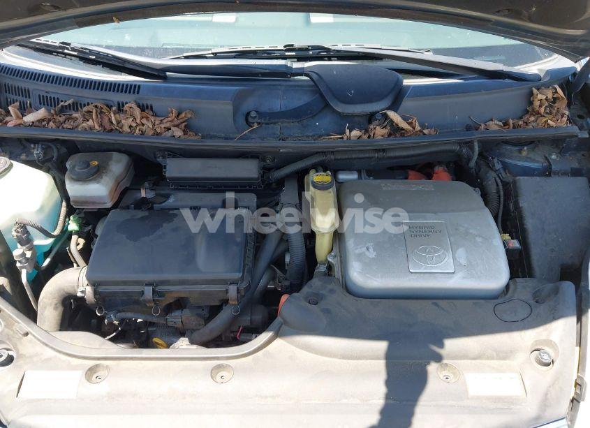 Photo 10 of 2005 Toyota Prius (VIN JTDKB20UX53031585)