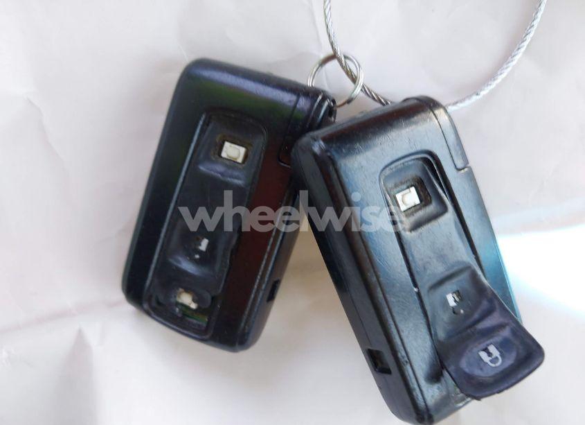 Photo 11 of 2005 Toyota Prius (VIN JTDKB20UX53031585)