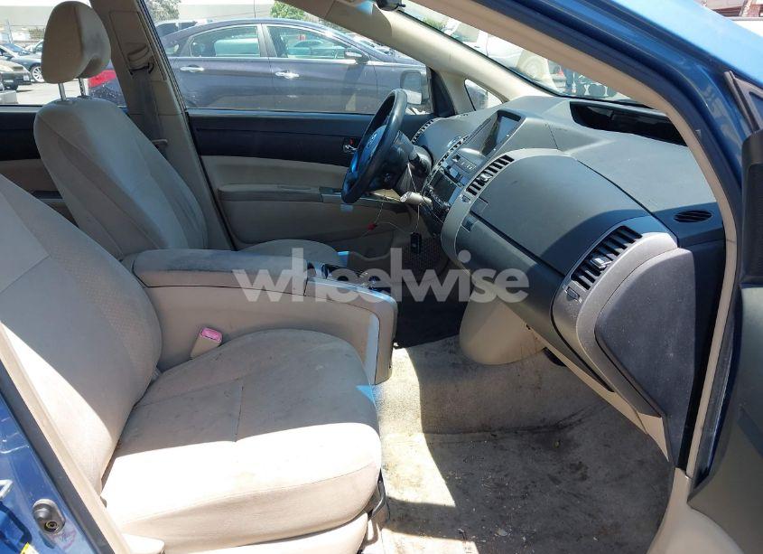 Photo 5 of 2005 Toyota Prius (VIN JTDKB20UX53031585)