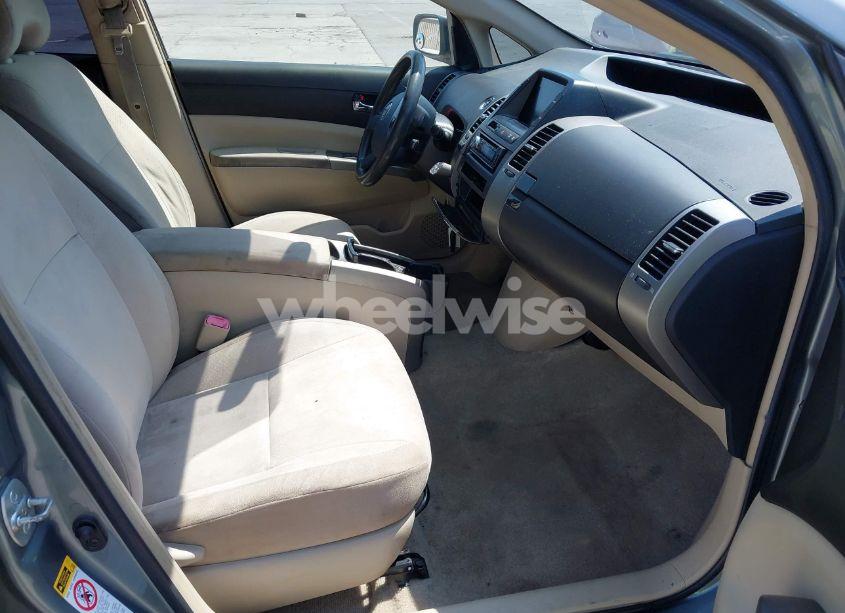 Photo 5 of 2005 Toyota Prius (VIN JTDKB20UX53114594)