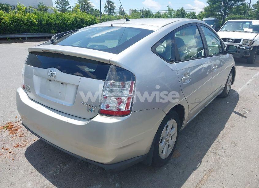 Photo 4 of 2005 Toyota Prius (VIN JTDKB20UX57051568)