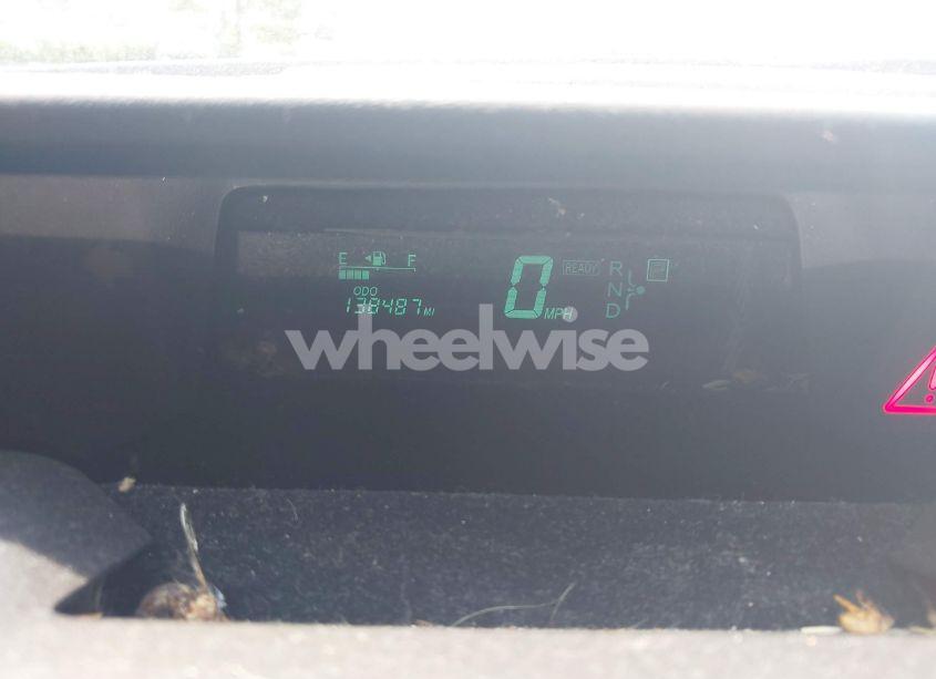 Photo 7 of 2005 Toyota Prius (VIN JTDKB20UX57051568)