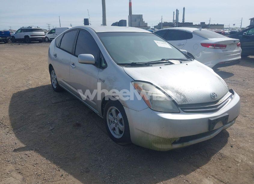 2006 Toyota Prius (VIN JTDKB20UX63157155) main photo