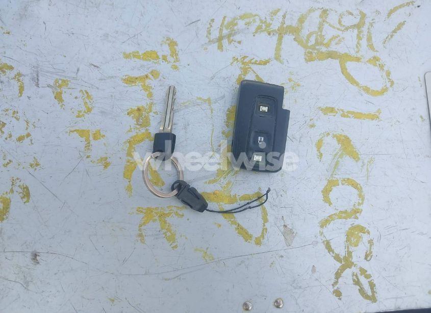 Photo 11 of 2006 Toyota Prius (VIN JTDKB20UX63157155)