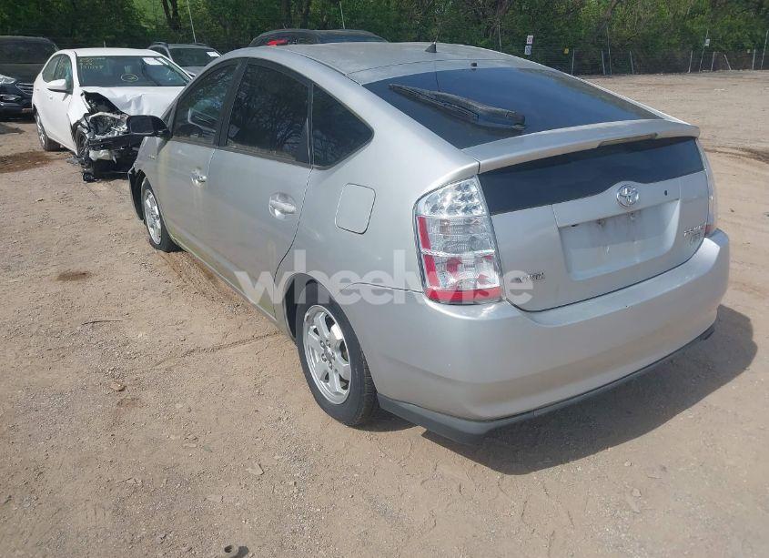 Photo 3 of 2006 Toyota Prius (VIN JTDKB20UX63157155)