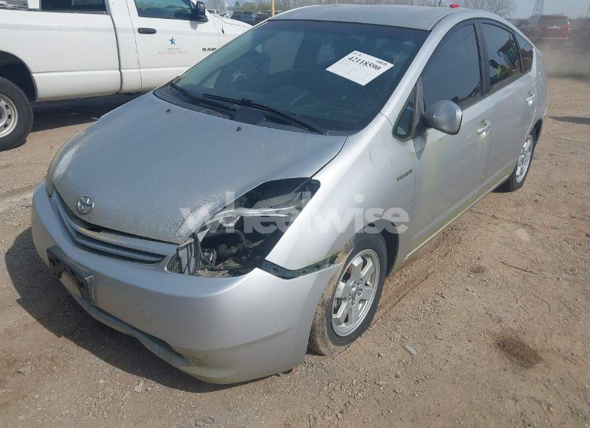 Photo 6 of 2006 Toyota Prius (VIN JTDKB20UX63157155)