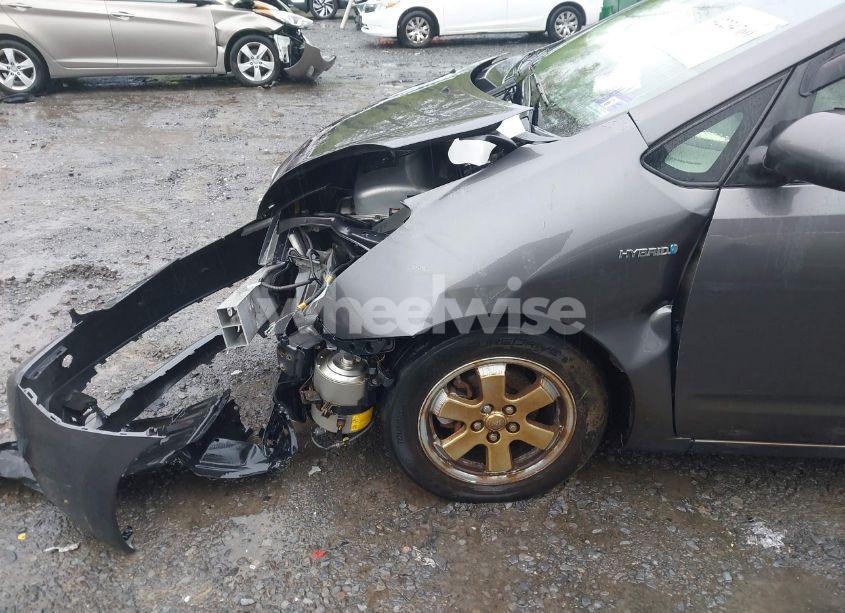 Photo 6 of 2006 Toyota Prius (VIN JTDKB20UX63184436)