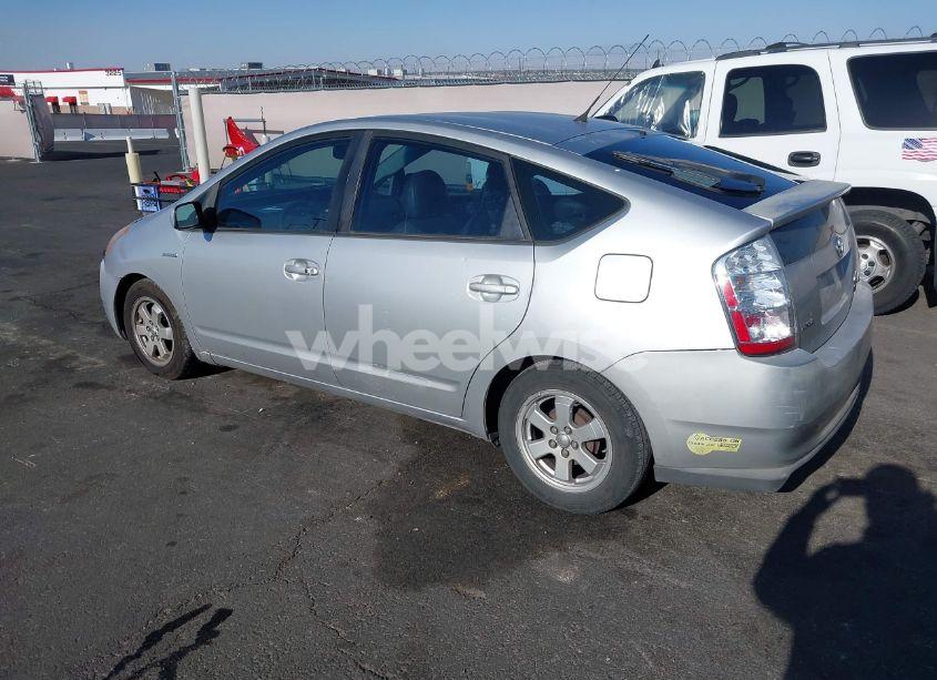 Photo 3 of 2006 Toyota Prius (VIN JTDKB20UX67506016)