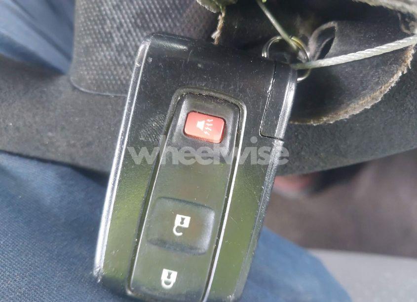 Photo 11 of 2006 Toyota Prius (VIN JTDKB20UX67510177)