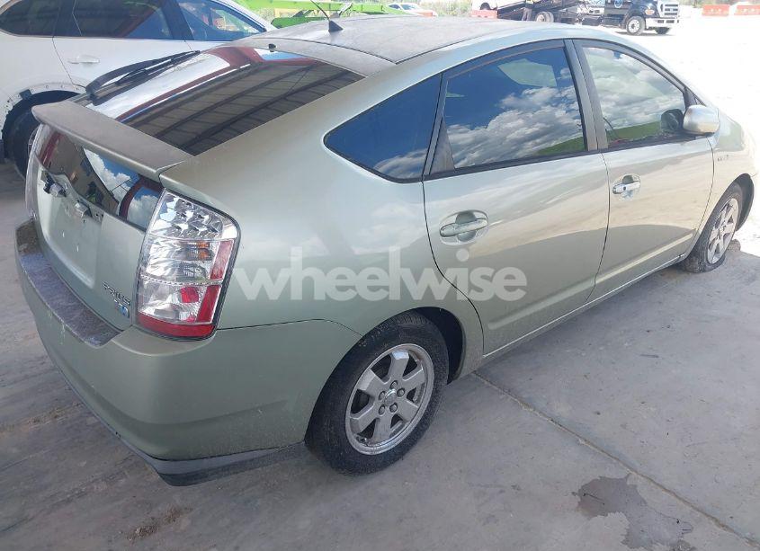Photo 4 of 2006 Toyota Prius (VIN JTDKB20UX67510177)