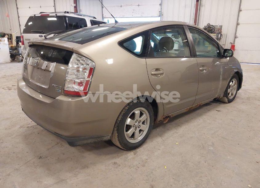 Photo 4 of 2006 Toyota Prius (VIN JTDKB20UX67527545)