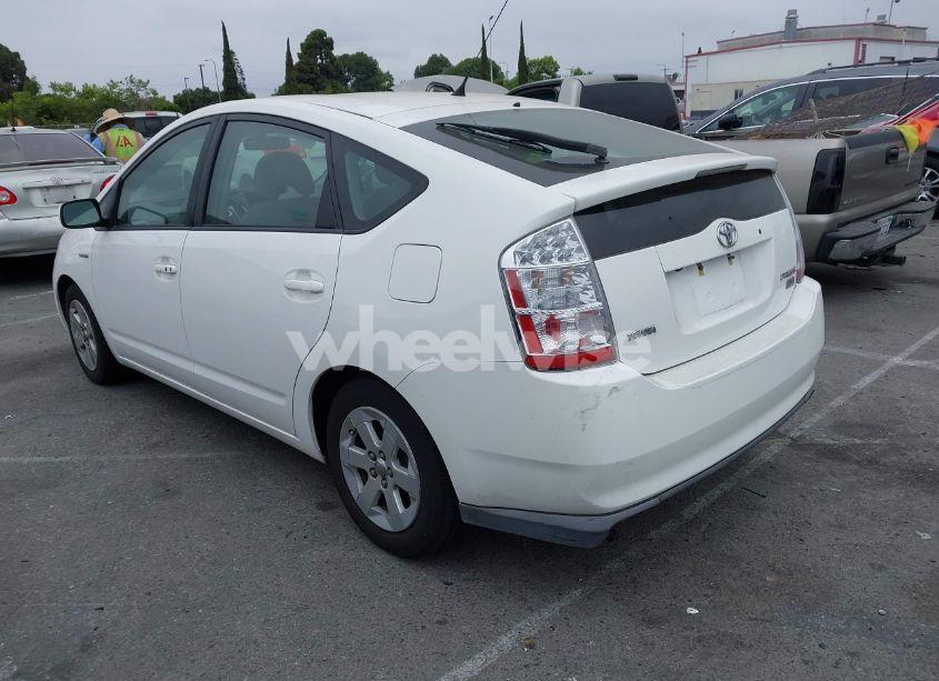 Photo 3 of 2007 Toyota Prius (VIN JTDKB20UX77550163)