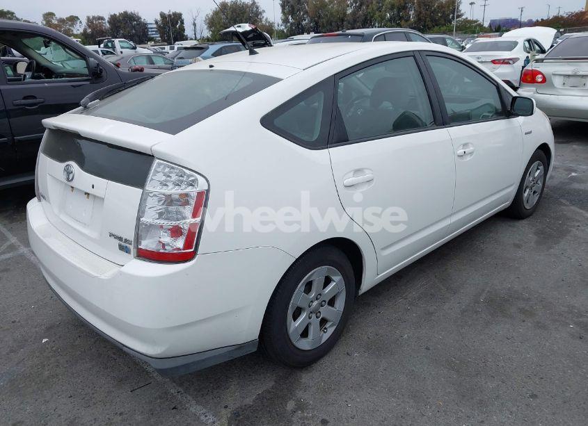 Photo 4 of 2007 Toyota Prius (VIN JTDKB20UX77550163)