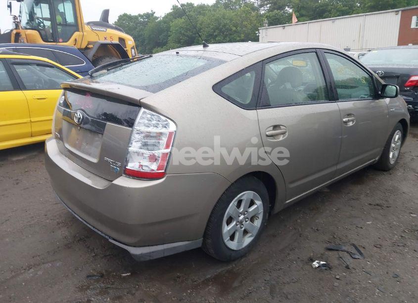 Photo 4 of 2007 Toyota Prius (VIN JTDKB20UX77683439)