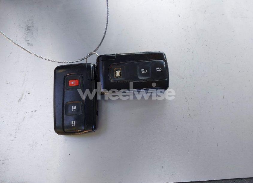 Photo 11 of 2008 Toyota Prius TOURING (VIN JTDKB20UX83351171)