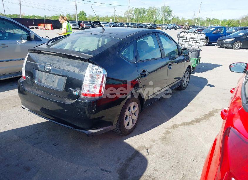 Photo 4 of 2008 Toyota Prius (VIN JTDKB20UX87704307)