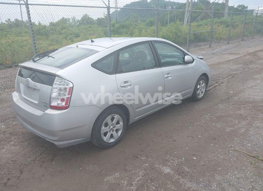 Photo 4 of 2008 Toyota Prius (VIN JTDKB20UX87779962)