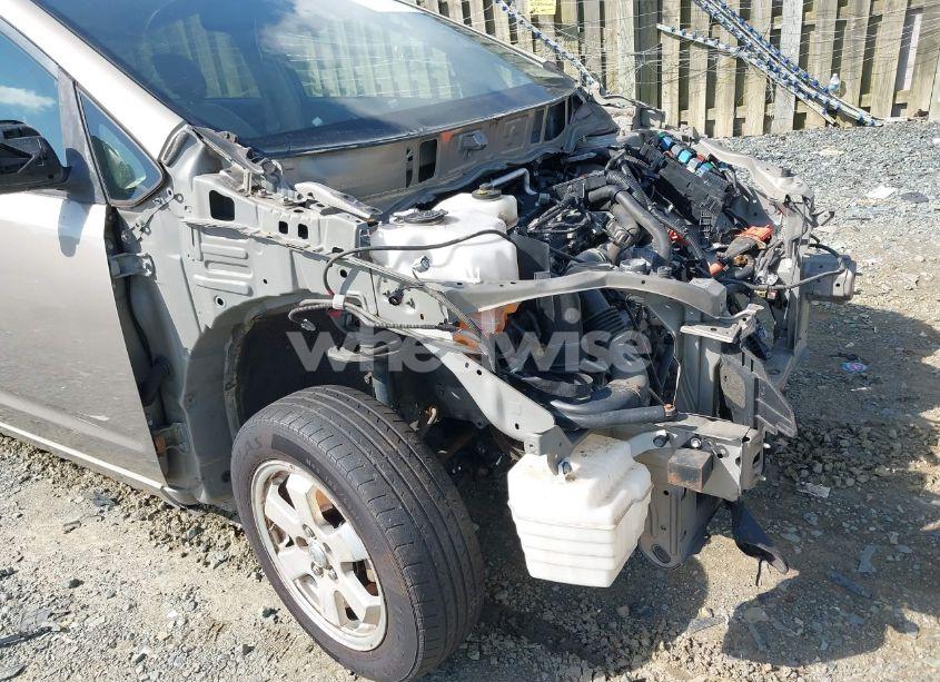 Photo 13 of 2004 Toyota Prius (VIN JTDKB22U040116044)