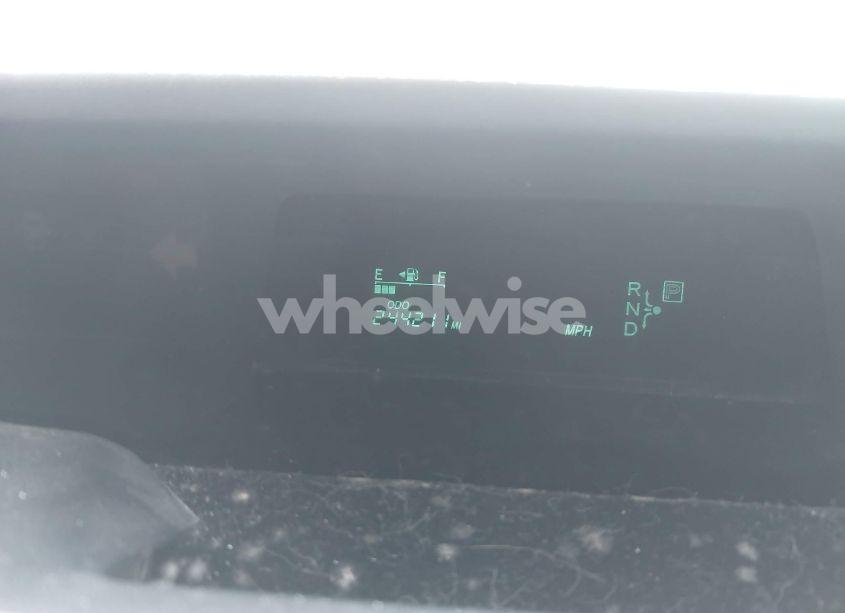 Photo 12 of 2005 Toyota Prius (VIN JTDKB22U053047999)