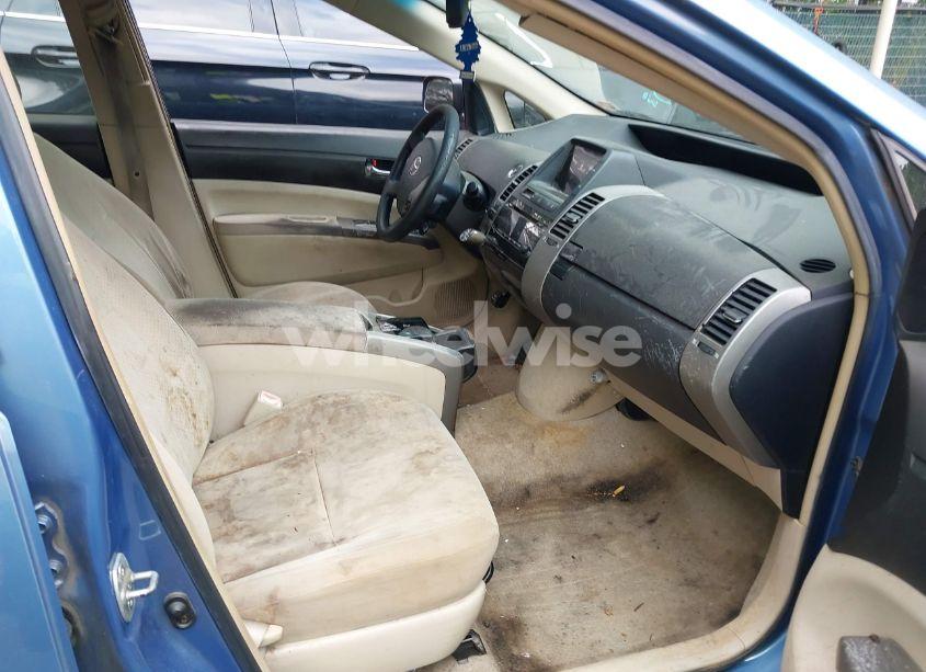 Photo 5 of 2005 Toyota Prius (VIN JTDKB22U053091694)
