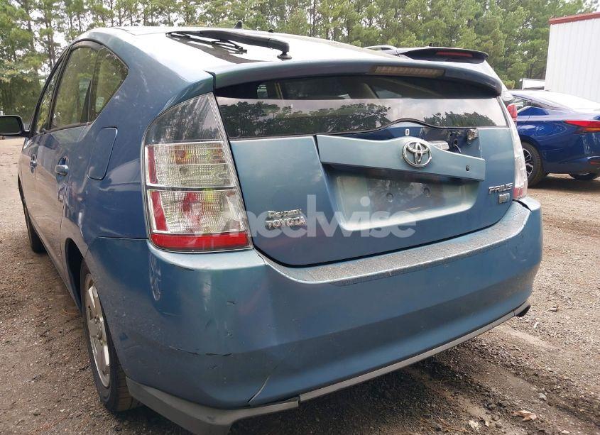 Photo 6 of 2005 Toyota Prius (VIN JTDKB22U053091694)