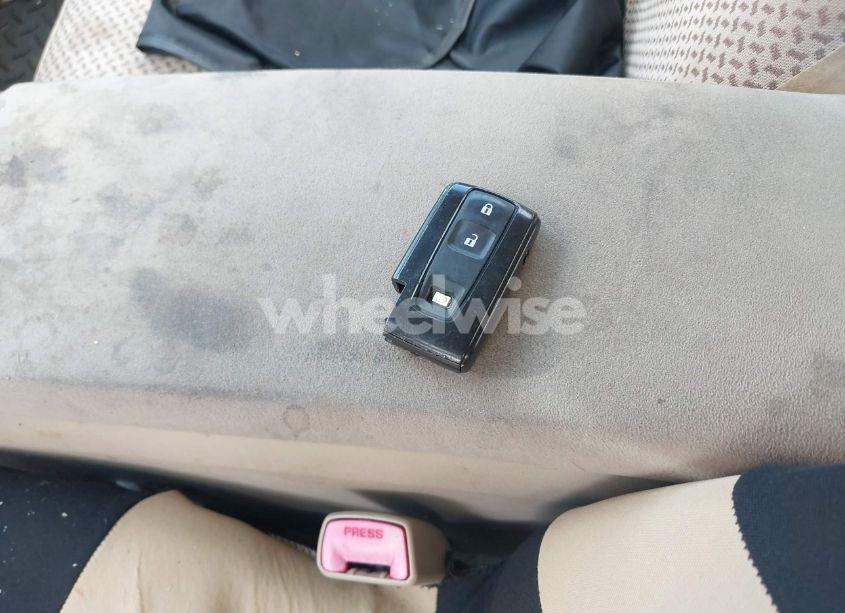 Photo 11 of 2005 Toyota Prius (VIN JTDKB22U157029469)