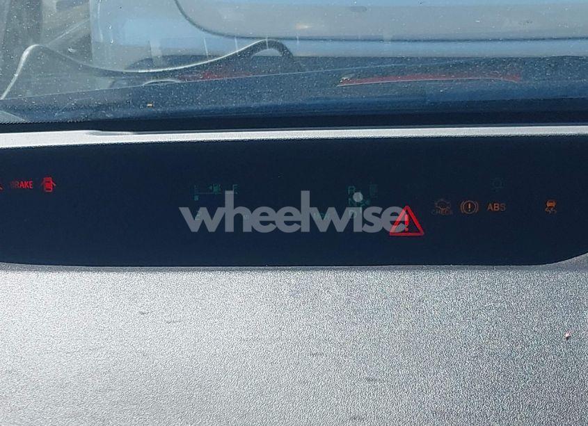 Photo 12 of 2005 Toyota Prius (VIN JTDKB22U157029469)