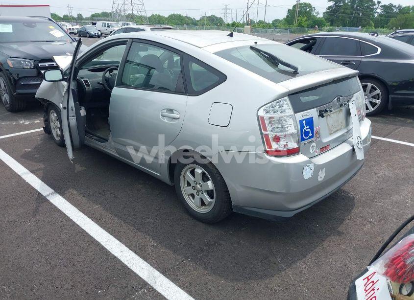 Photo 3 of 2006 Toyota Prius (VIN JTDKB22U367529988)