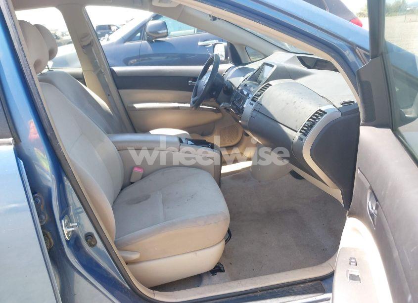 Photo 5 of 2004 Toyota Prius (VIN JTDKB22U540023553)