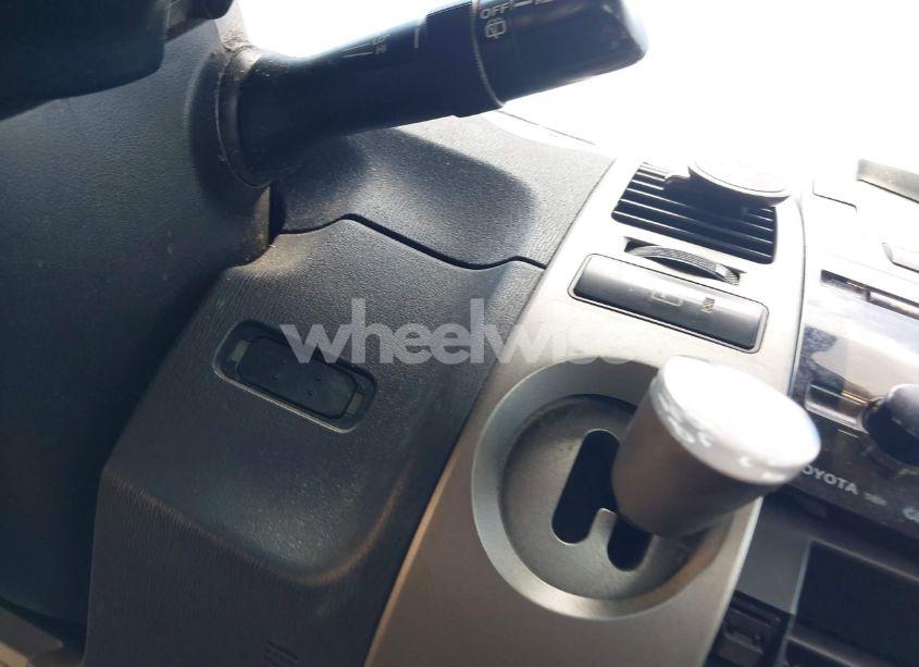 Photo 11 of 2006 Toyota Prius (VIN JTDKB22U663154444)