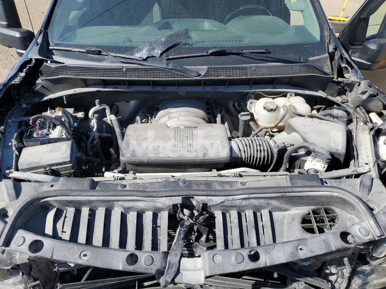 Photo 11 of 2020 CHEVROLET SILVERADO K1500 RST (VIN JTDKB22U757046146)