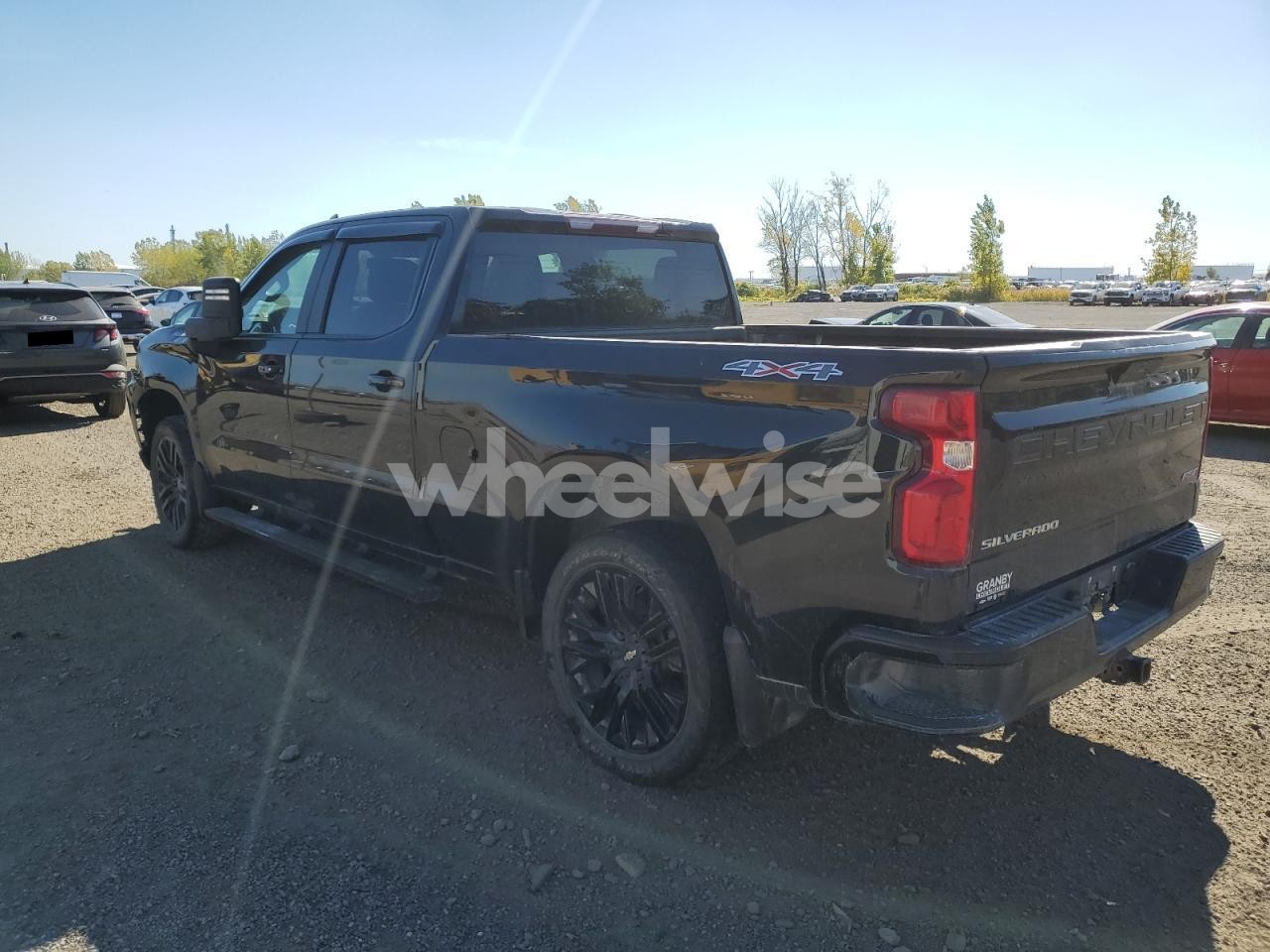Photo 2 of 2020 CHEVROLET SILVERADO K1500 RST (VIN JTDKB22U757046146)
