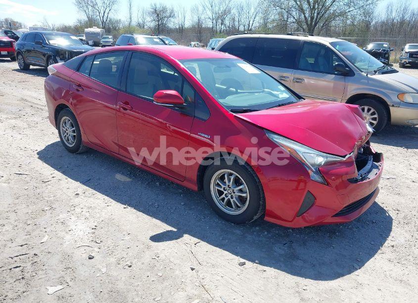 2016 Toyota Prius TWO (VIN JTDKBRFU0G3502162) main photo