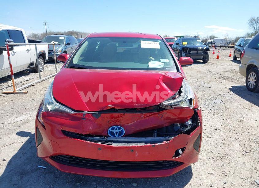 Photo 12 of 2016 Toyota Prius TWO (VIN JTDKBRFU0G3502162)