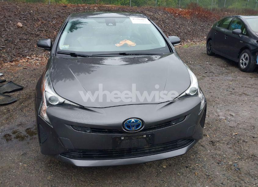 Photo 12 of 2017 Toyota Prius TWO (VIN JTDKBRFU0H3578319)