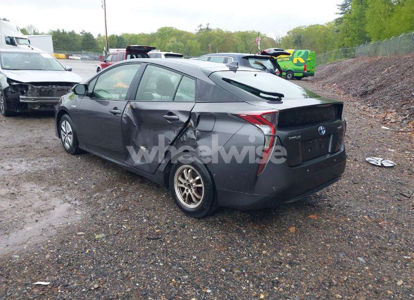 Photo 3 of 2017 Toyota Prius TWO (VIN JTDKBRFU0H3578319)