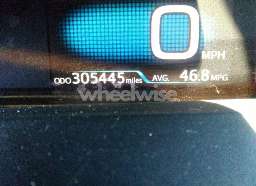 Photo 15 of 2017 Toyota Prius TWO (VIN JTDKBRFU1H3551324)