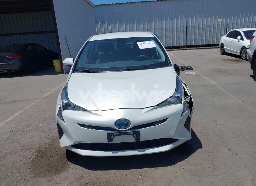 Photo 12 of 2018 Toyota Prius (VIN JTDKBRFU1J3601970)
