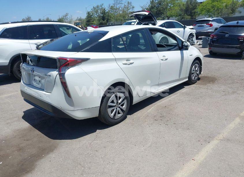 Photo 4 of 2018 Toyota Prius (VIN JTDKBRFU1J3601970)