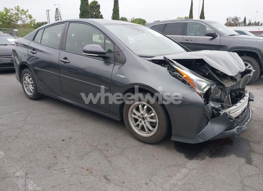 2016 Toyota Prius TWO (VIN JTDKBRFU3G3013237) main photo